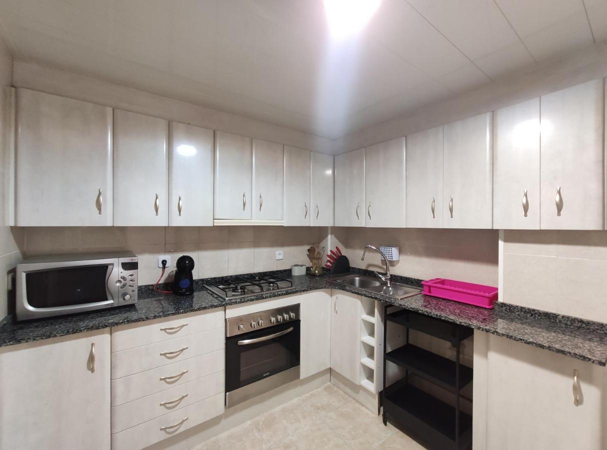 Desvalls Calafell Bagian luar foto